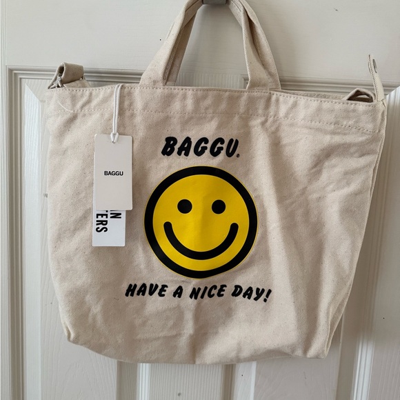 BAGGU Cream Tote with Yellow Smiley - Picture 1 of 5